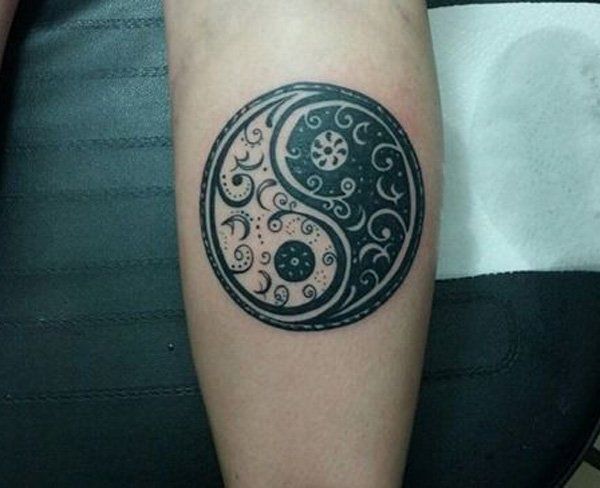 Tatuaggi di yin yang para hombres 39