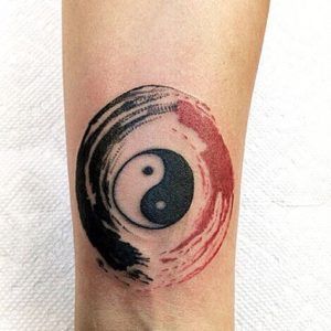 Tatuaggi di yin yang para hombres 11
