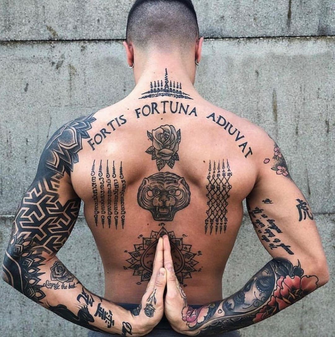 Tatuajes de yoga para hombres 18