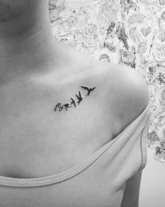 Tatuajes en Cintura para Hombre 29