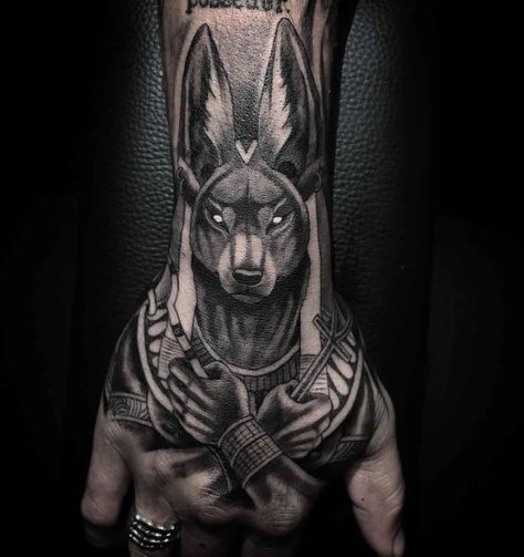 Tatuajes en Mano para Hombre