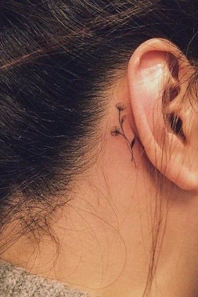 Tatuajes en Oreja para Hombre 5