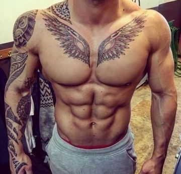 Tatuajes en Pecho para Hombre 33