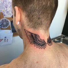 Tatuajes en Pecho para Hombre 30