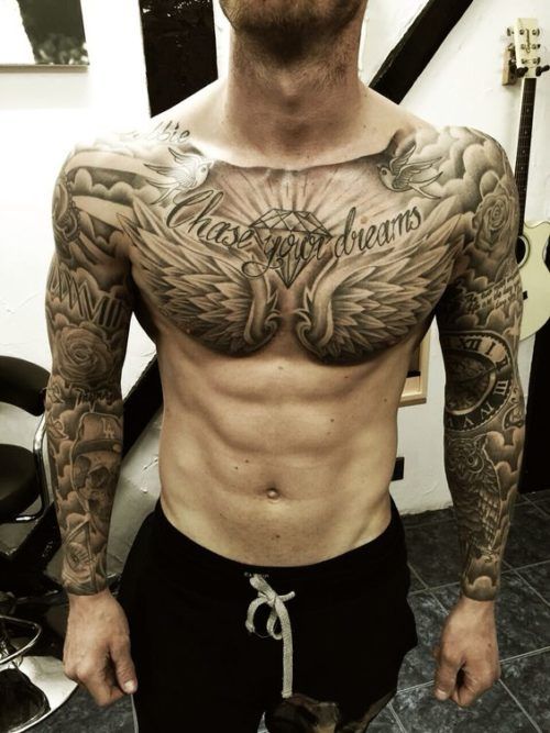 Tatuajes en Pecho para Hombre 14