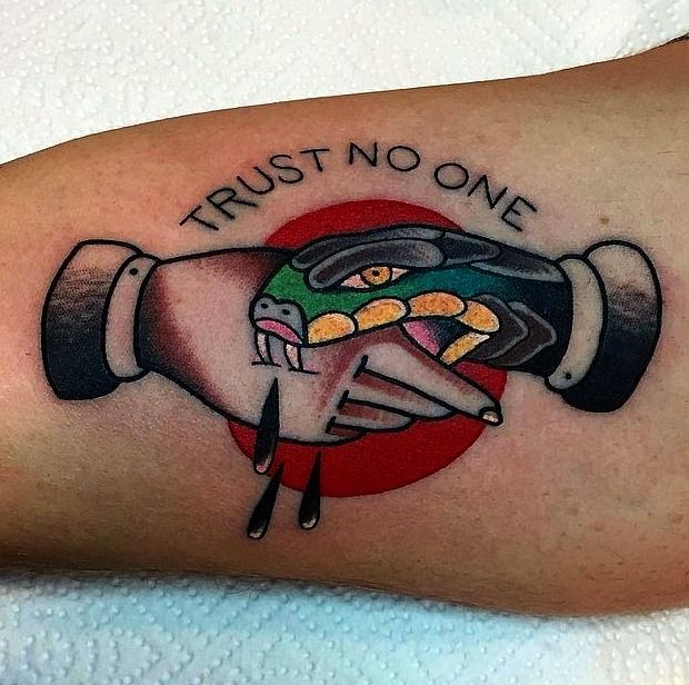 Tatuajes en Pierna para Hombre 12