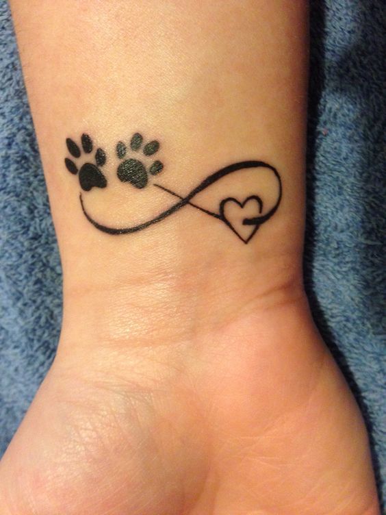 Tatuajes en Tobillo para Hombre 21