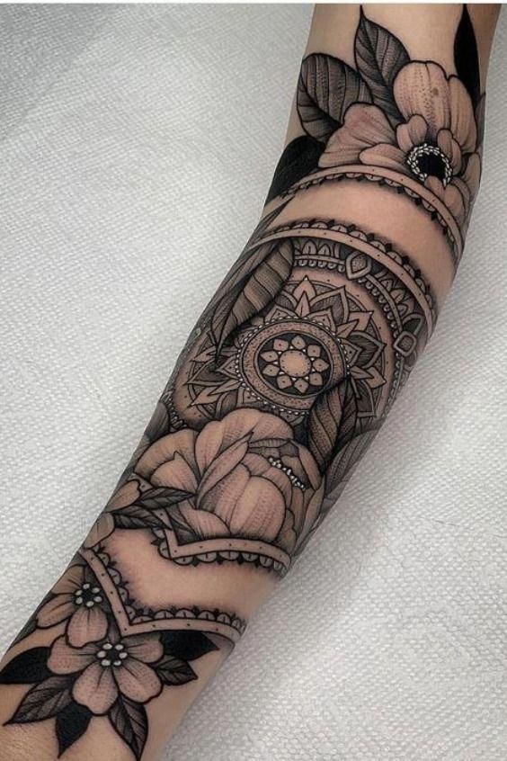 Tatuajes en Brazo para Mujer 44