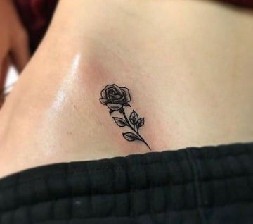 Tatuajes en Cadera para Mujer 70