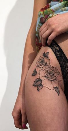Tatuajes en Cadera para Mujer 69