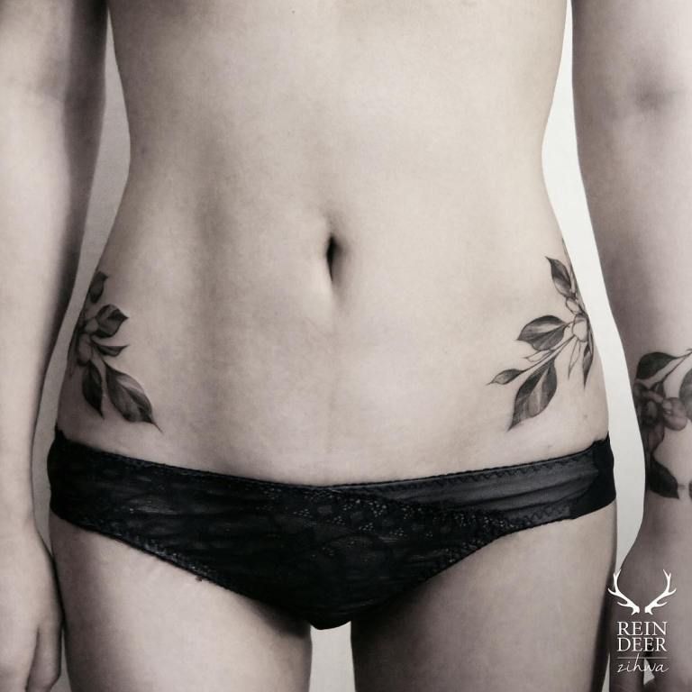 Tatuajes en Cadera para Mujer 61