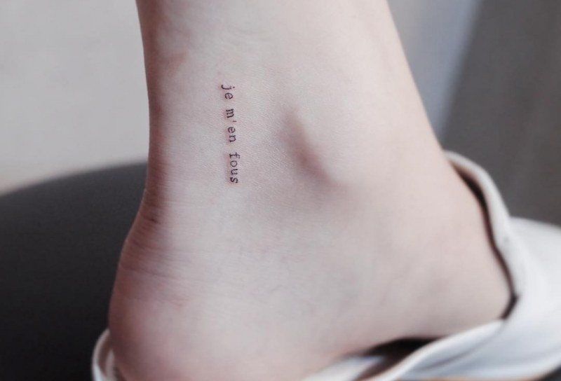 Tatuajes en Cadera para Mujer 32
