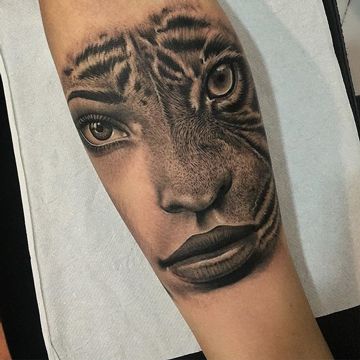 Tatuajes en Cara para Mujer 17
