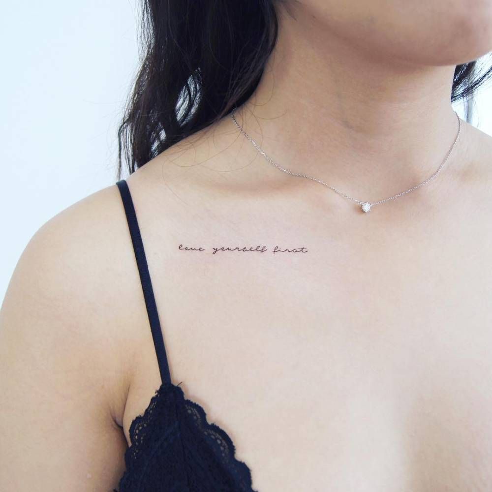 Tatuajes en Clavícula para Mujer 50
