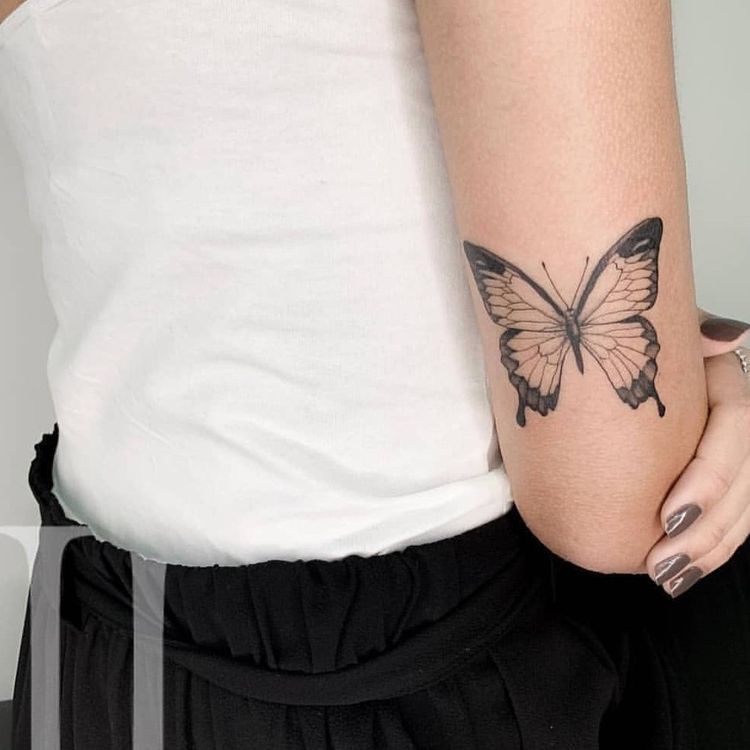 Tatuajes en Codo para Mujer 28
