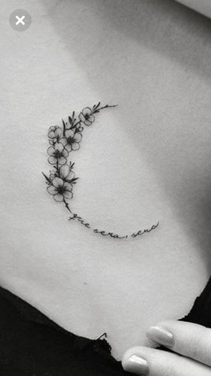 Tatuajes en Codo para Mujer 5
