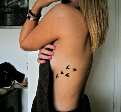 Tatuajes en Costado para Mujer 31