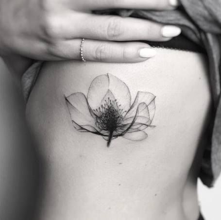 Tatuajes en Costado para Mujer 16