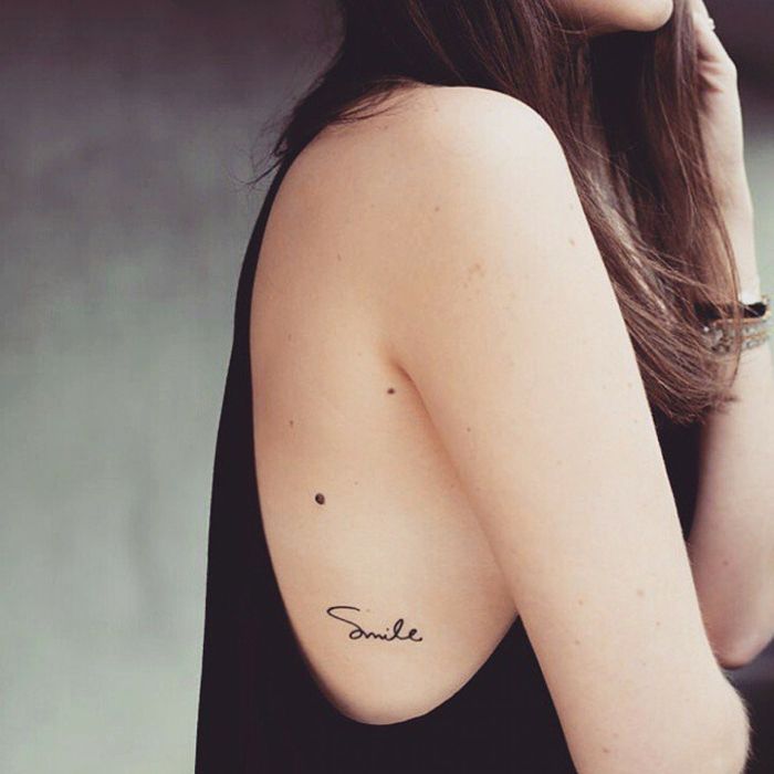 Tatuajes en Costado para Mujer 32
