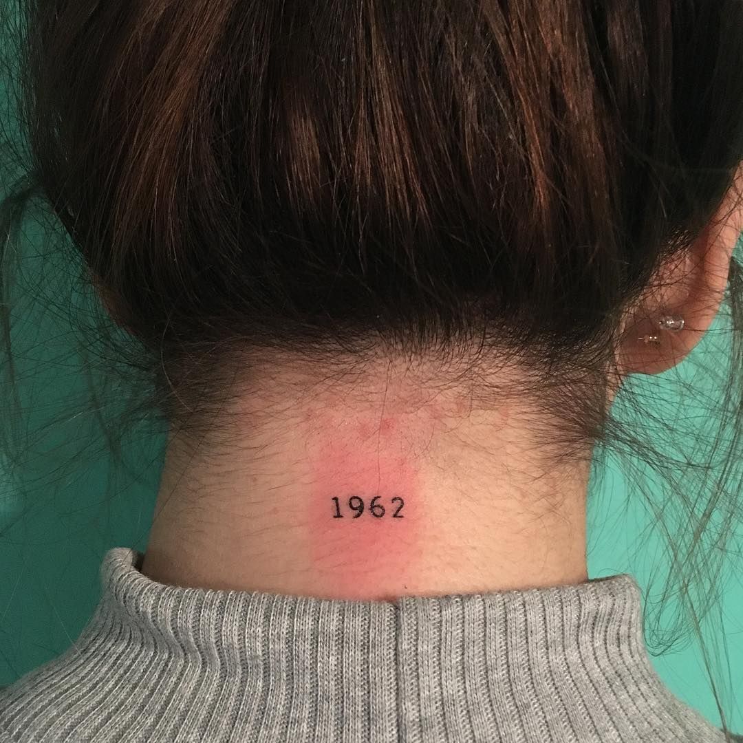 Tatuajes en Cuello para Mujer 34
