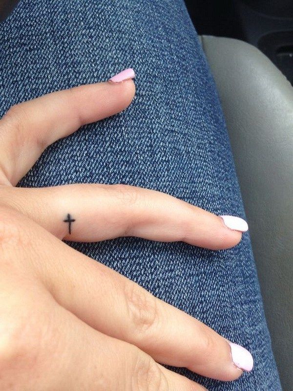 Tatuajes en Dedos para Mujer 30