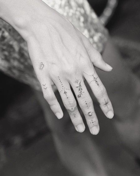 Tatuajes en Dedos para Mujer 22