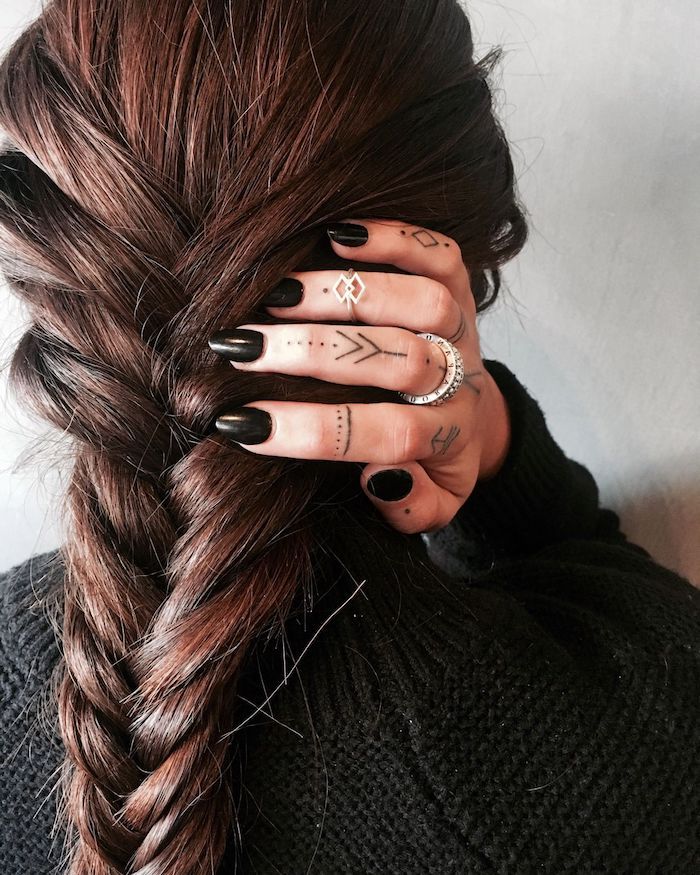 Tatuajes en Dedos para Mujer 14