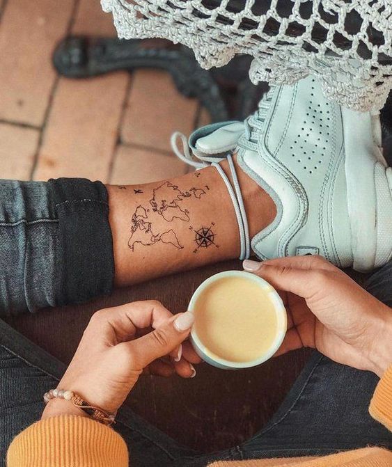Tatuajes en Espalda para Mujer 66