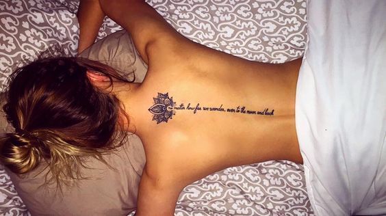 Tatuajes en Espalda para Mujer 40