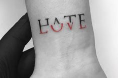 Tatuajes en Mano para Mujer