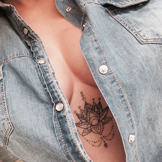 Tatuajes en Nuca para Mujer 18