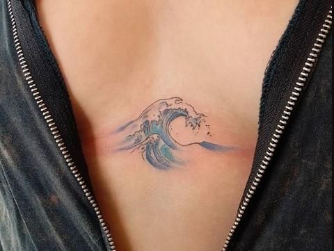 Tatuajes en Nuca para Mujer 3