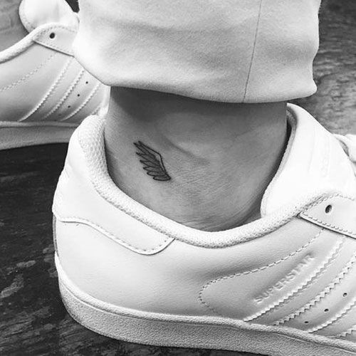Tatuajes en Pierna para Mujer 32