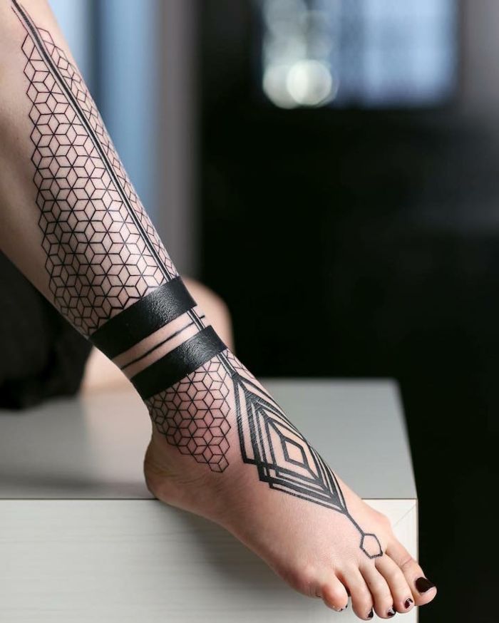 Tatuajes en Pierna para Mujer 15