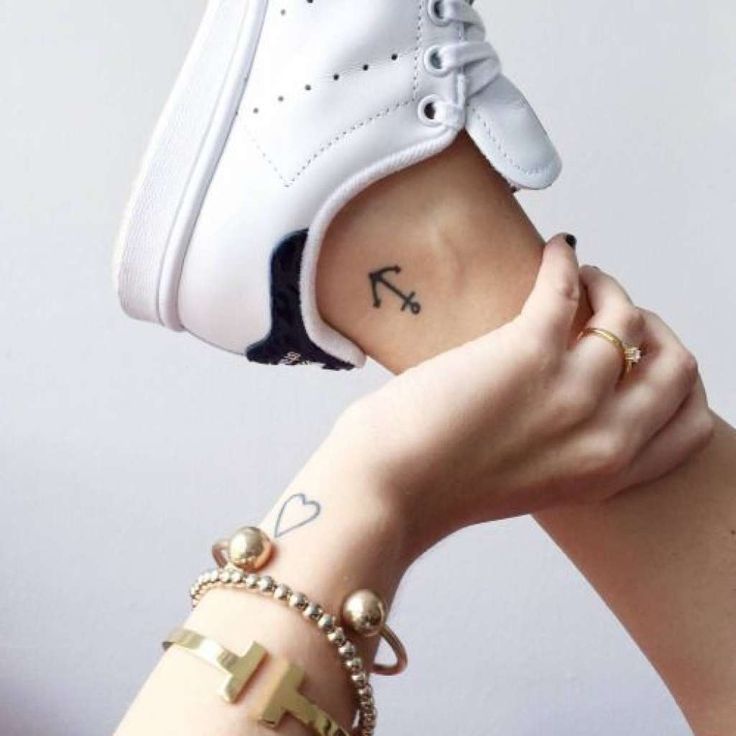 Tatuajes en Tobillo para Mujer 13