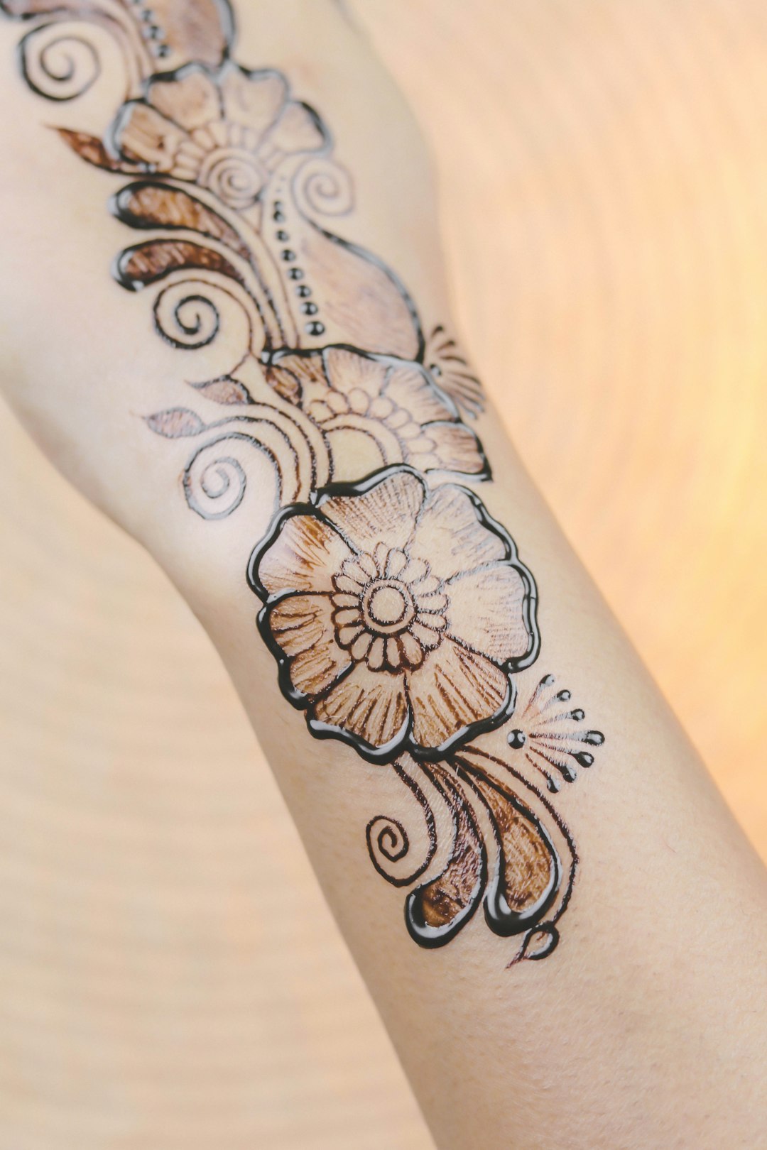 mehndi Design, mehendi training center, henna training center, online mehndi training center, online mehendi training center, online henna training center, mehndi training courses, mehndi training classes, mehndi training video, mehndi training desig