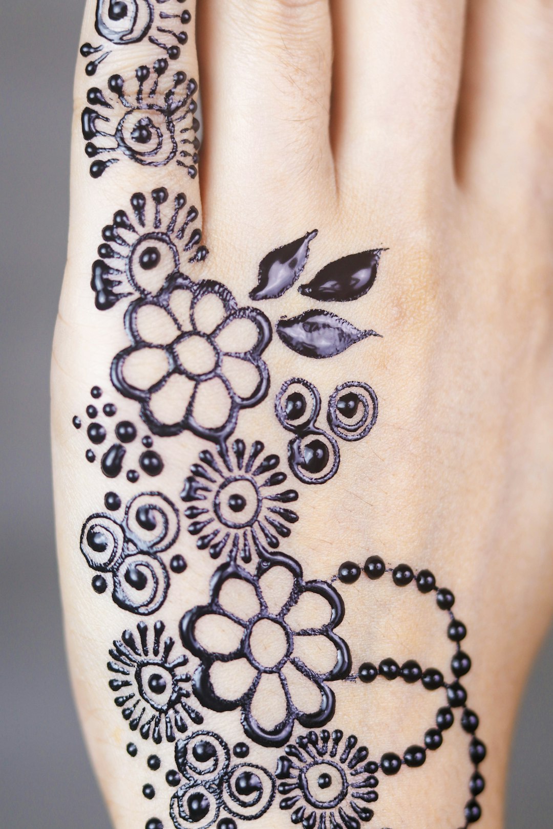 #MehndiDesign #Mehndi #MehendiTrainingCenter mehandi design,tattoo,arabic mehndi design,henna designs,mehndi designs for hands,simple mehndi design,mehndi designs latest,new mehndi design,mehndi photo,easy mehndi design,simple mehndi,mehndi design vi
