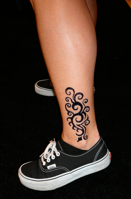 Freshly applied jagua tattoo
